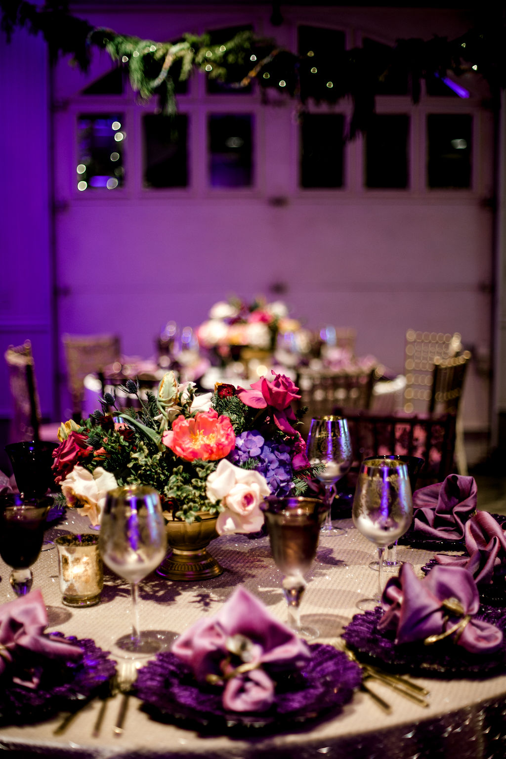 purple table, wedding planner